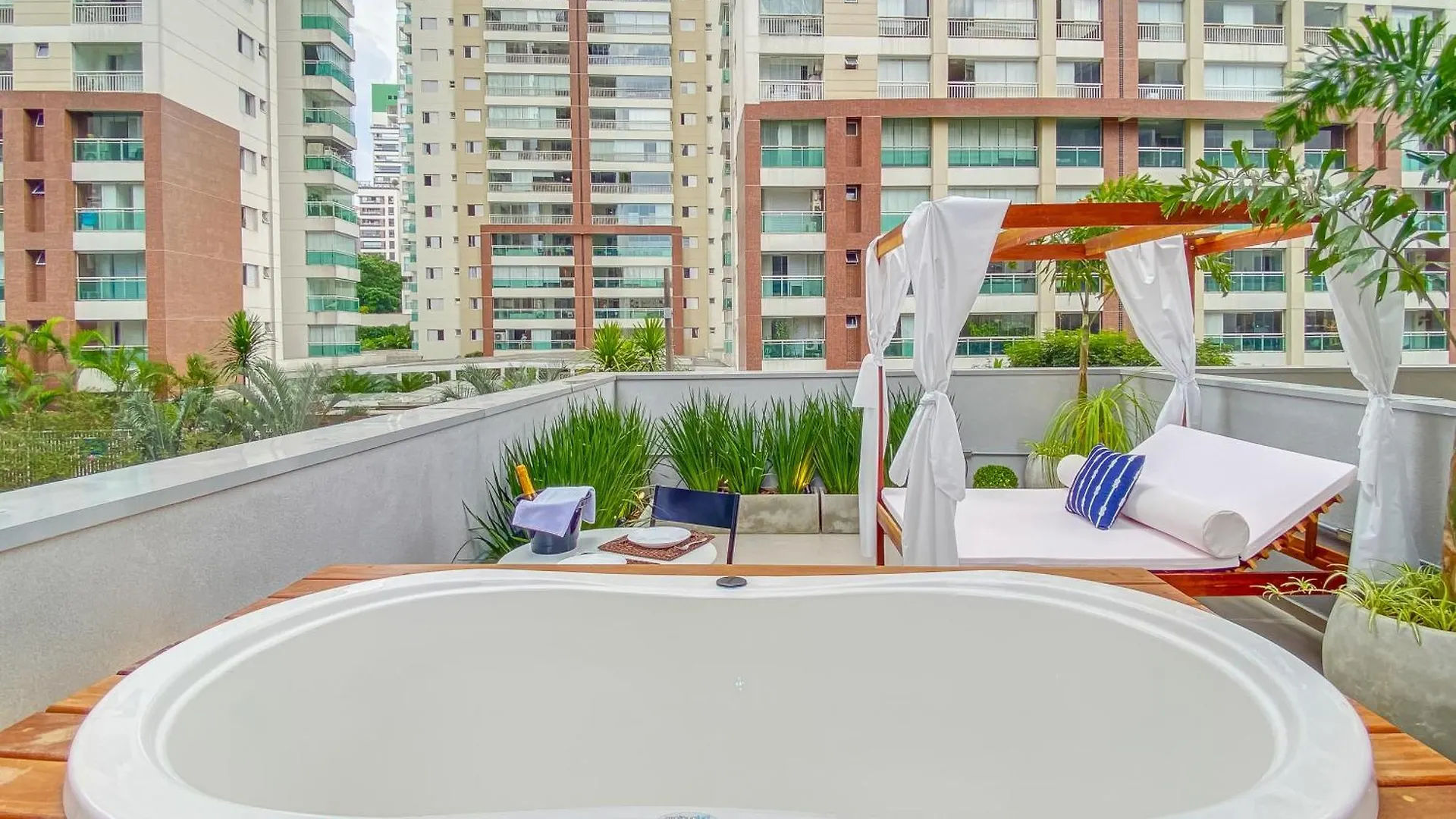 Apartamento Com Ofuro Na Frei Caneca São Paulo Brasil